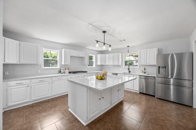 10209 Oberrender Road, Needville, TX 77461