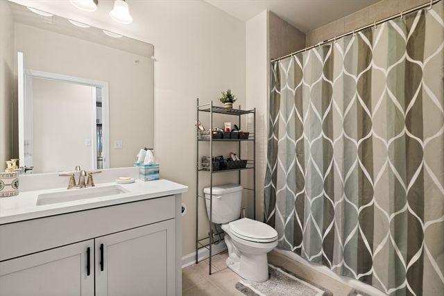 4 Stratton Drive 408, Woburn, MA 01801