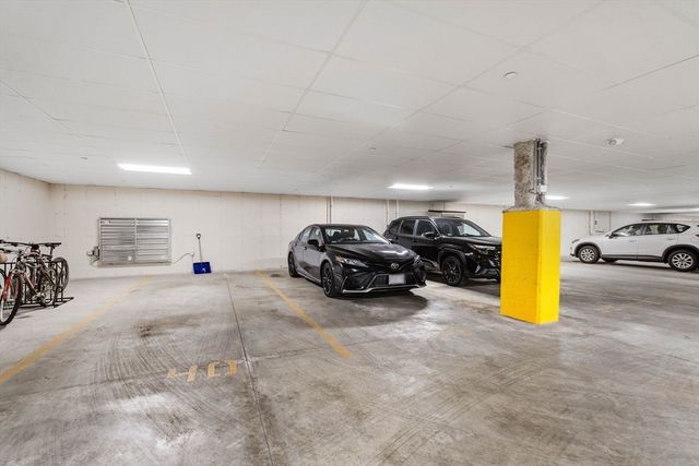 4 Stratton Drive 408, Woburn, MA 01801
