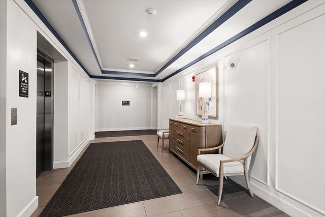 4 Stratton Drive 408, Woburn, MA 01801