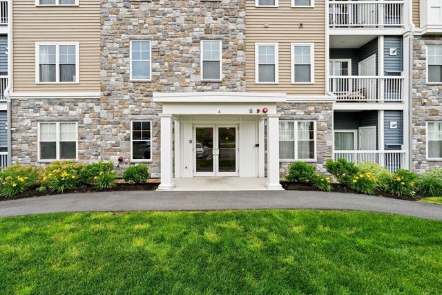 4 Stratton Drive 408, Woburn, MA 01801