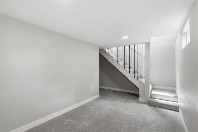 1931 Belle Ave., Cedar Falls, IA 50613