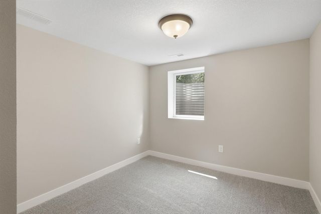 1931 Belle Ave., Cedar Falls, IA 50613