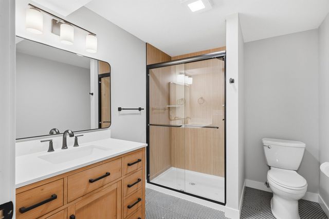 1931 Belle Ave., Cedar Falls, IA 50613