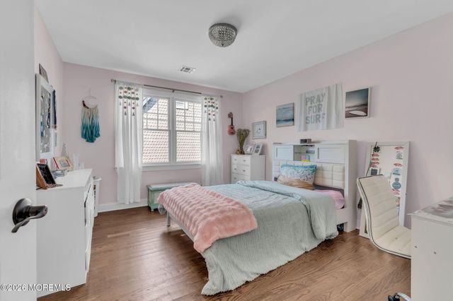 302 Curtis Avenue, Point Pleasant Beach, NJ 08742