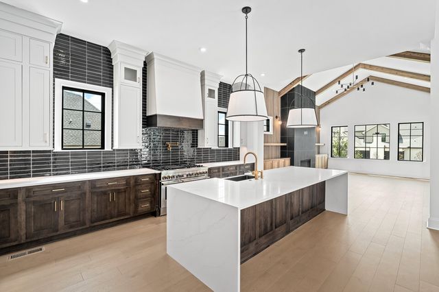 6017 Elliott Court, Arrington, TN 37014