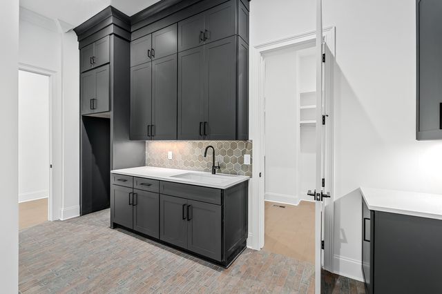 6017 Elliott Court, Arrington, TN 37014