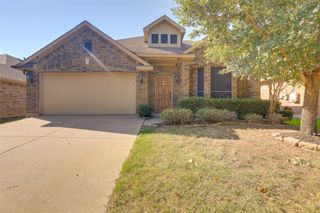 4502 Ridgeway Drive, Mansfield, TX 76063