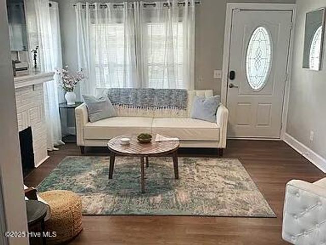 217 N 11th Street, Wilmington, NC 28401