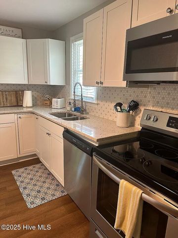 217 N 11th Street, Wilmington, NC 28401