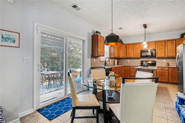 179 Silver Arrow Circle, Austell, GA 30168