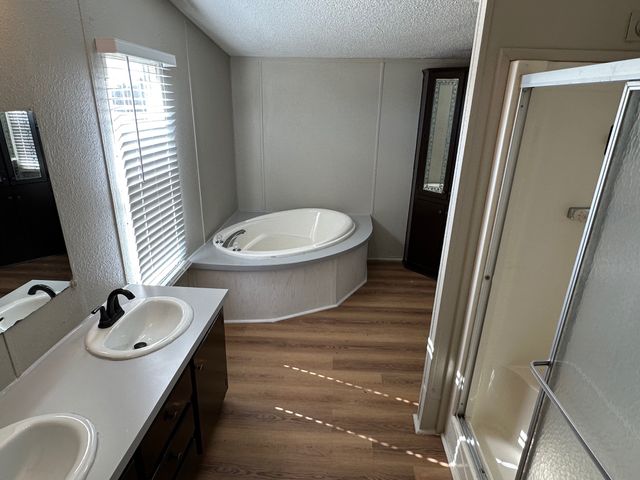 135 County Road 3144, Corsicana, TX 75109