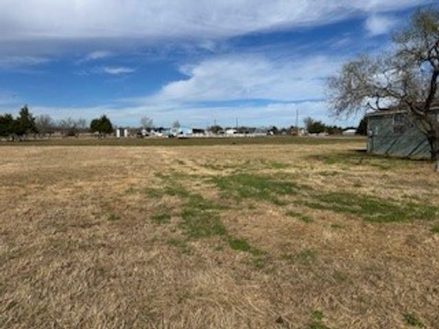 135 County Road 3144, Corsicana, TX 75109