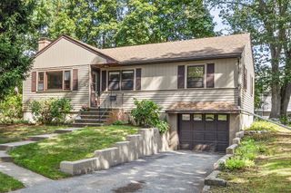 17 Louise Ave, Wakefield, MA 01880