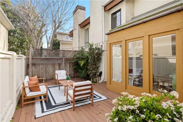 2317 Carnegie Lane B, Redondo Beach, CA 90278