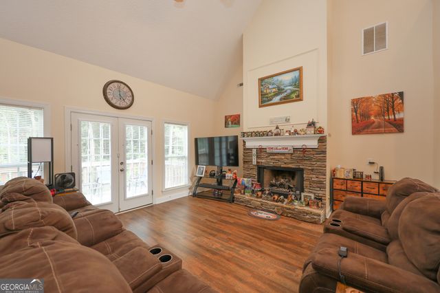 38 Vaux Way, Newnan, GA 30263