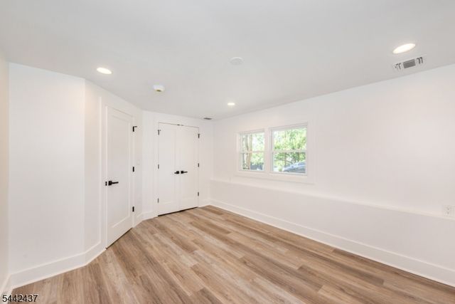13 Arverne Rd, West Orange Twp., NJ 07052