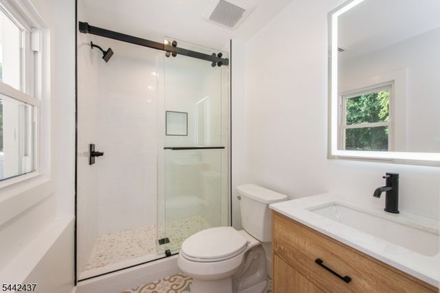 13 Arverne Rd, West Orange Twp., NJ 07052