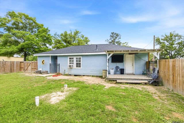 32835 Walker North Rd, Walker, LA 70785