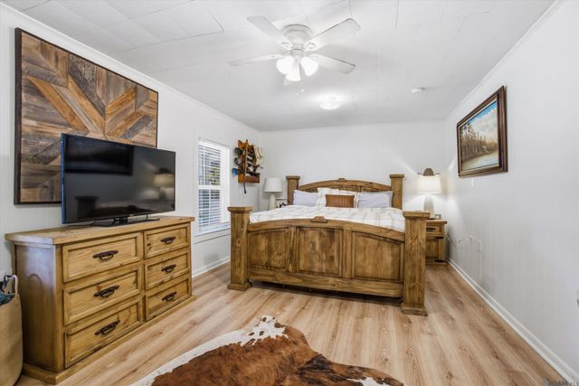 32835 Walker North Rd, Walker, LA 70785