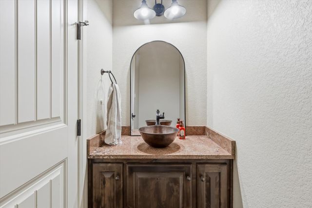 1040 Lighthouse Court, Grand Prairie, TX 75104