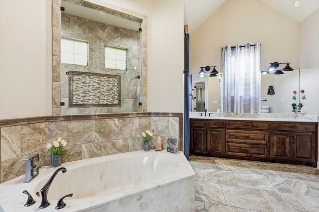 1040 Lighthouse Court, Grand Prairie, TX 75104