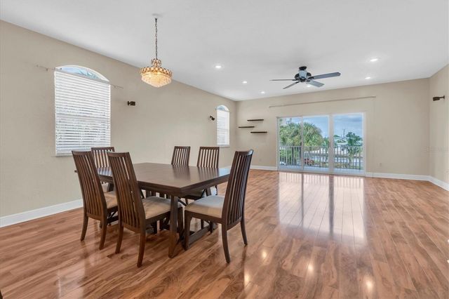 11595 GULF BOULEVARD 1, Treasure Island, FL 33706