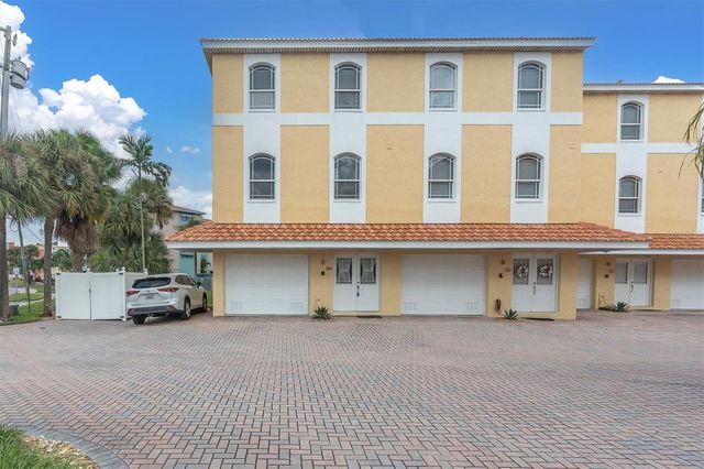 11595 GULF BOULEVARD 1, Treasure Island, FL 33706