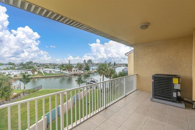 11595 GULF BOULEVARD 1, Treasure Island, FL 33706