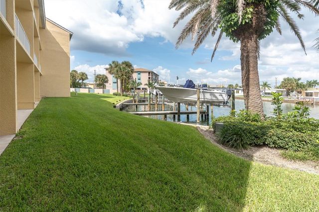 11595 GULF BOULEVARD 1, Treasure Island, FL 33706