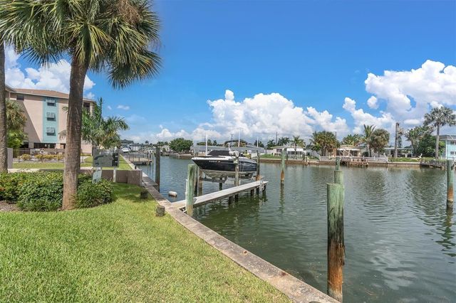 11595 GULF BOULEVARD 1, Treasure Island, FL 33706