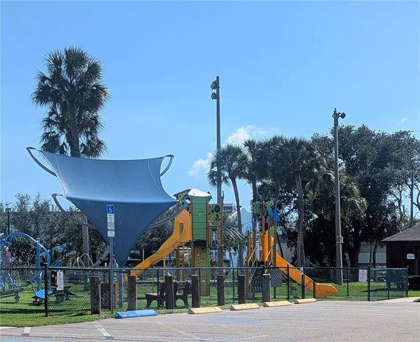 11595 GULF BOULEVARD 1, Treasure Island, FL 33706