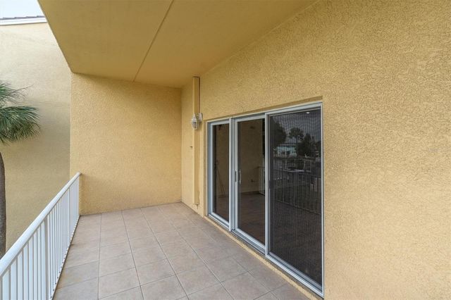 11595 GULF BOULEVARD 1, Treasure Island, FL 33706