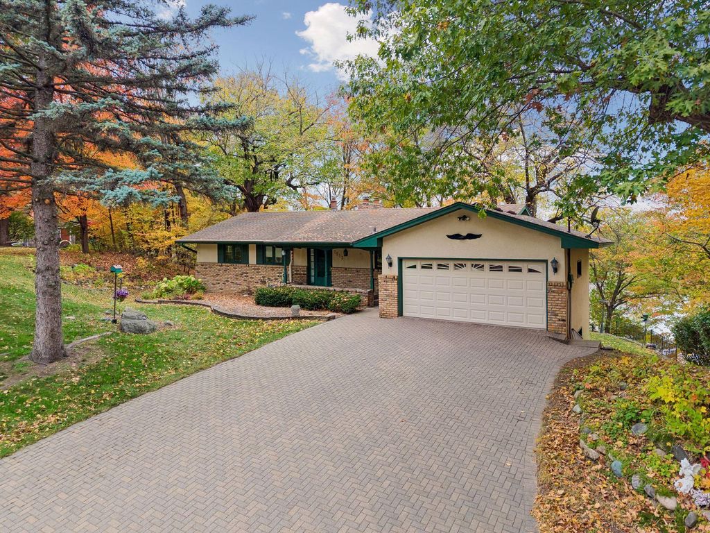 7513 Maplewood Drive, Maple Grove, MN 55311 — photo 2