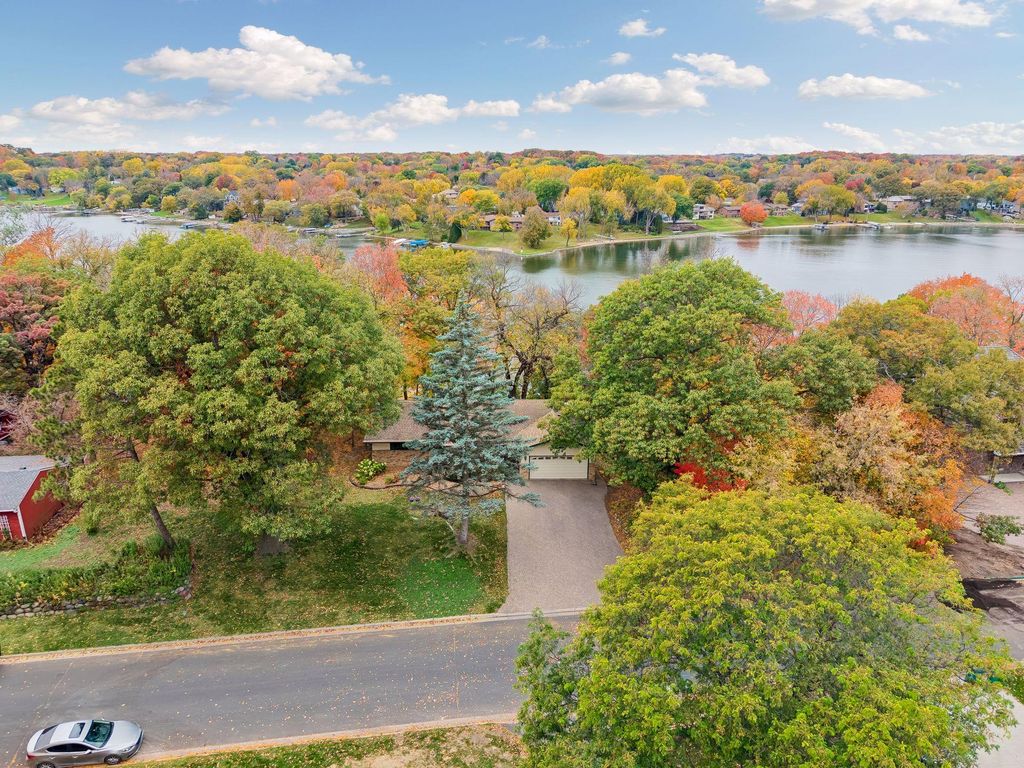 7513 Maplewood Drive, Maple Grove, MN 55311 — photo 3
