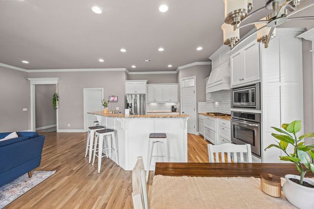 6303 S 58Th Street, Rogers, AR 72758