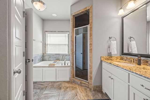 6303 S 58Th Street, Rogers, AR 72758