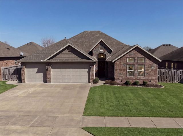 6303 S 58Th Street, Rogers, AR 72758