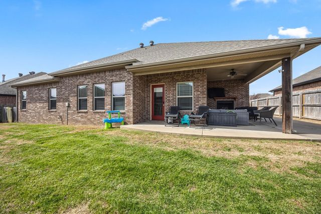 6303 S 58Th Street, Rogers, AR 72758
