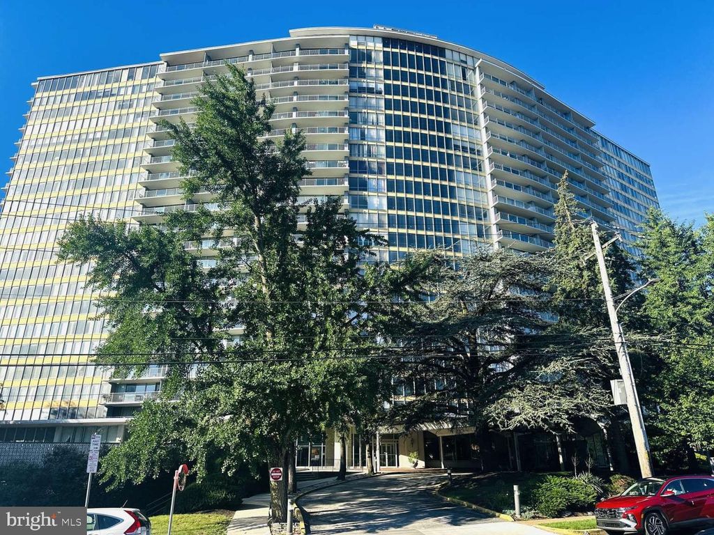 Image 47 of property listing at 3900 FORD RD #18K, Philadelphia, PA 19131
