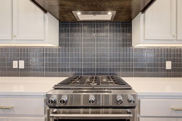 2780 Two Socks Run, Guthrie, OK 73044