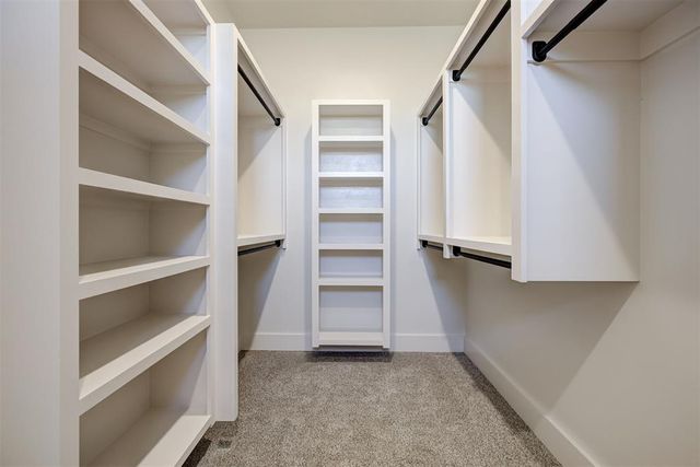 2780 Two Socks Run, Guthrie, OK 73044