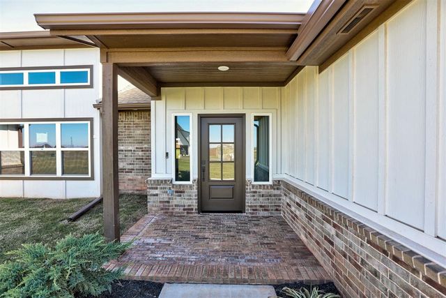 2780 Two Socks Run, Guthrie, OK 73044