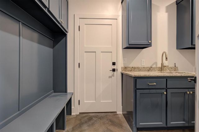 2780 Two Socks Run, Guthrie, OK 73044