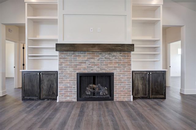 2780 Two Socks Run, Guthrie, OK 73044