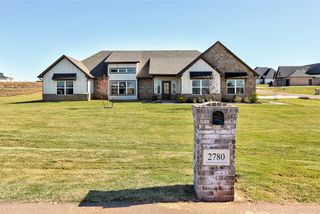 2780 Two Socks Run, Guthrie, OK 73044