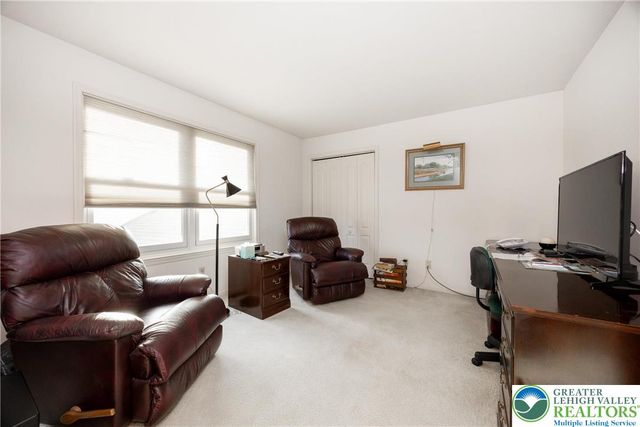 319 Surrey Place, Macungie Boro, PA 18062