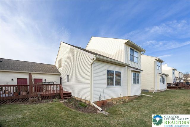 319 Surrey Place, Macungie Boro, PA 18062