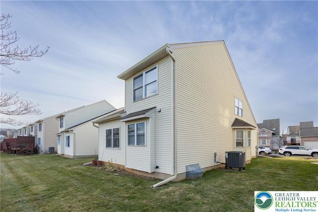 319 Surrey Place, Macungie Boro, PA 18062