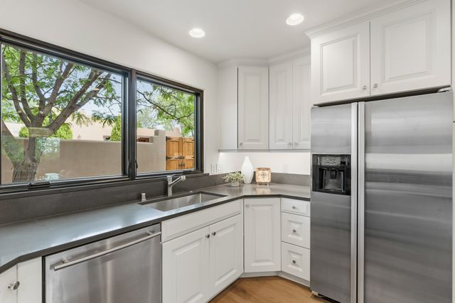 108 Monte Vista Place C, Santa Fe, NM 87501